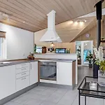 Ferienhaus Awesome Home In Sydals With Sauna *
